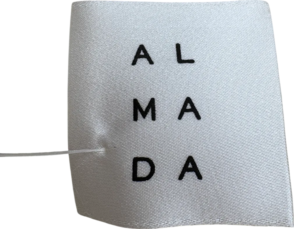 almada label Cream Wool-cashmere Fei T-shirt UK S