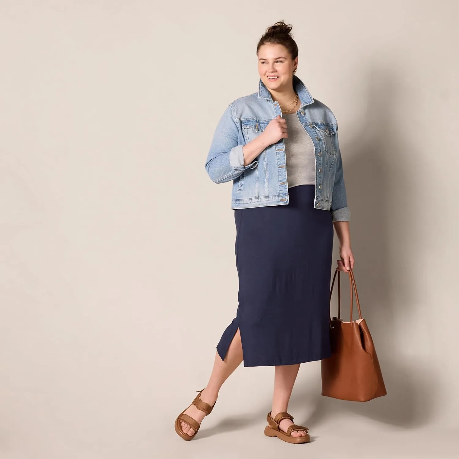 Amazon Essentials Women's Pull-On Knit Midi Skirt (Available in Plus Size)