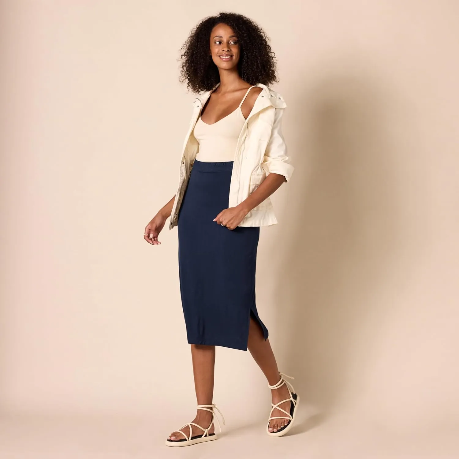 Amazon Essentials Women's Pull-On Knit Midi Skirt (Available in Plus Size)