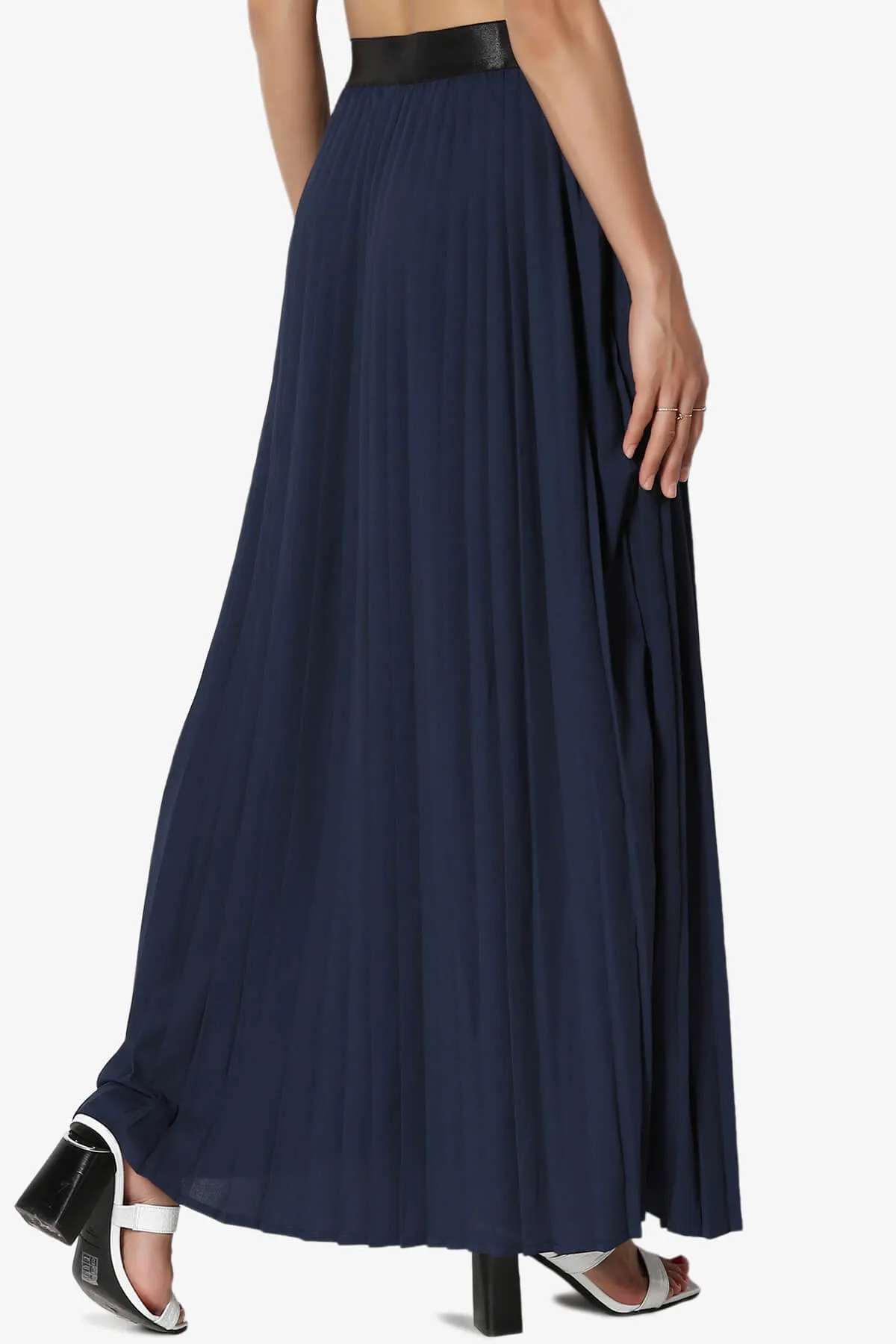 Barria Flowy Maxi Pleated Skirt