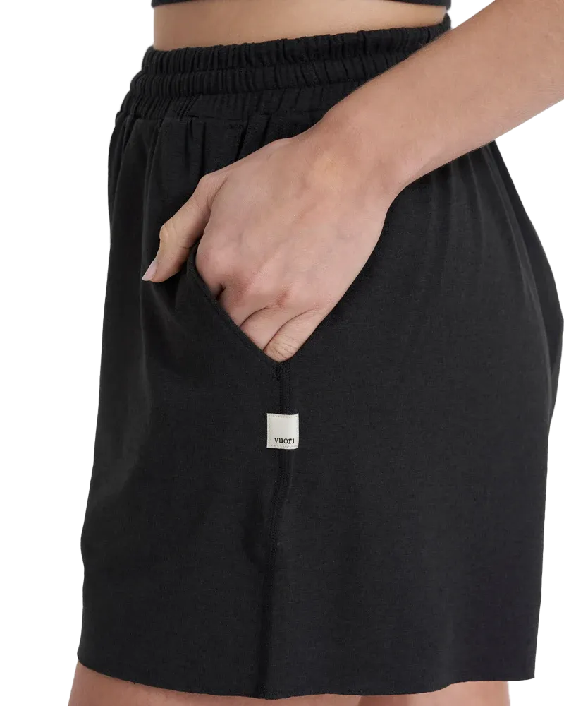 Boyfriend Shorts in Black Heather
