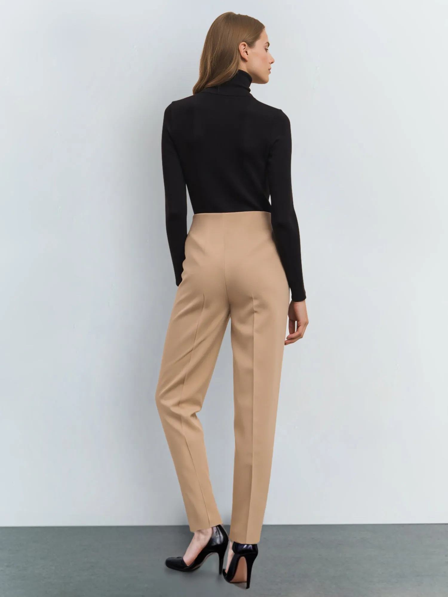 Classic Style Straight Leg Pant