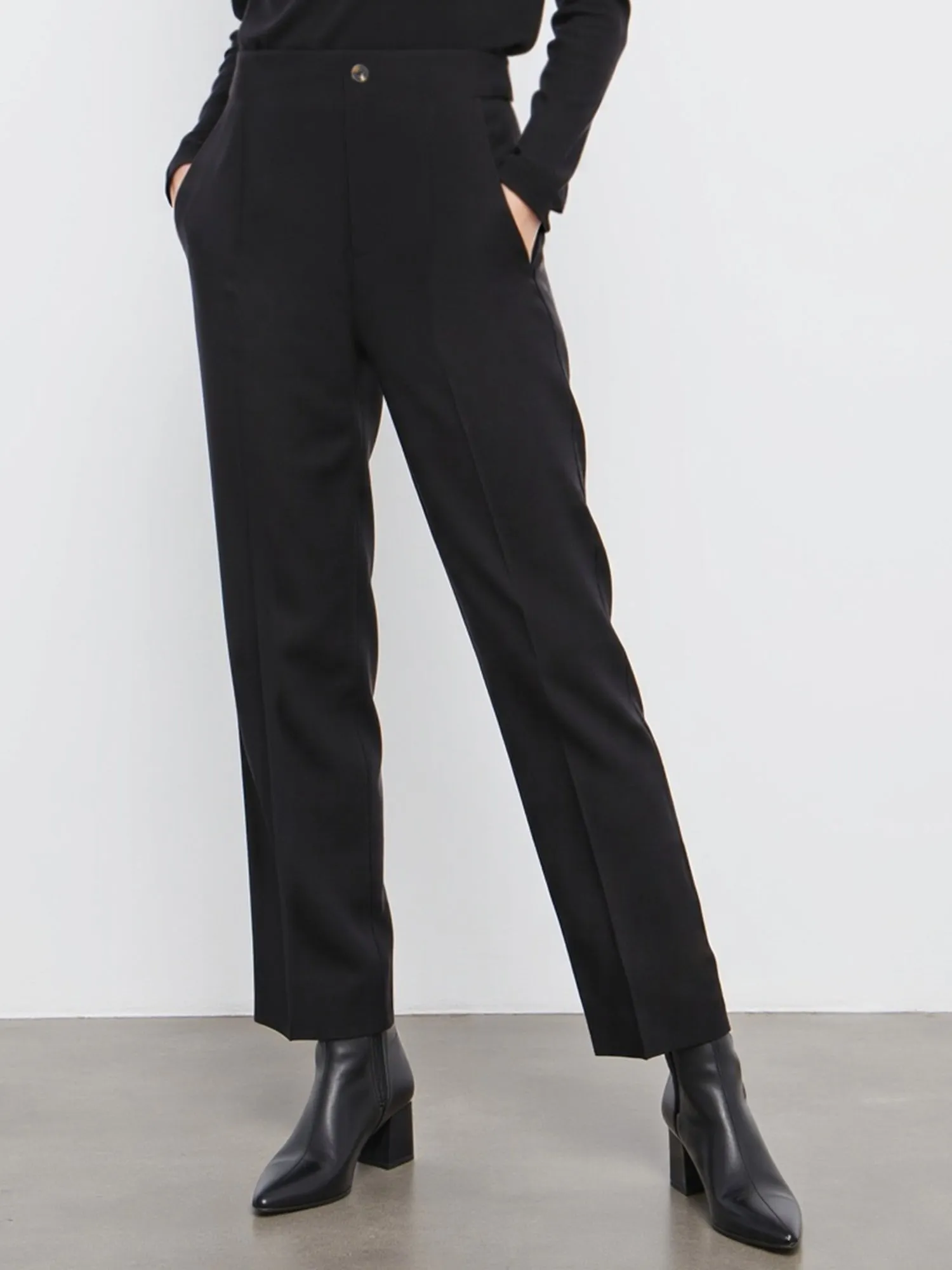 Classic Style Straight Leg Pant