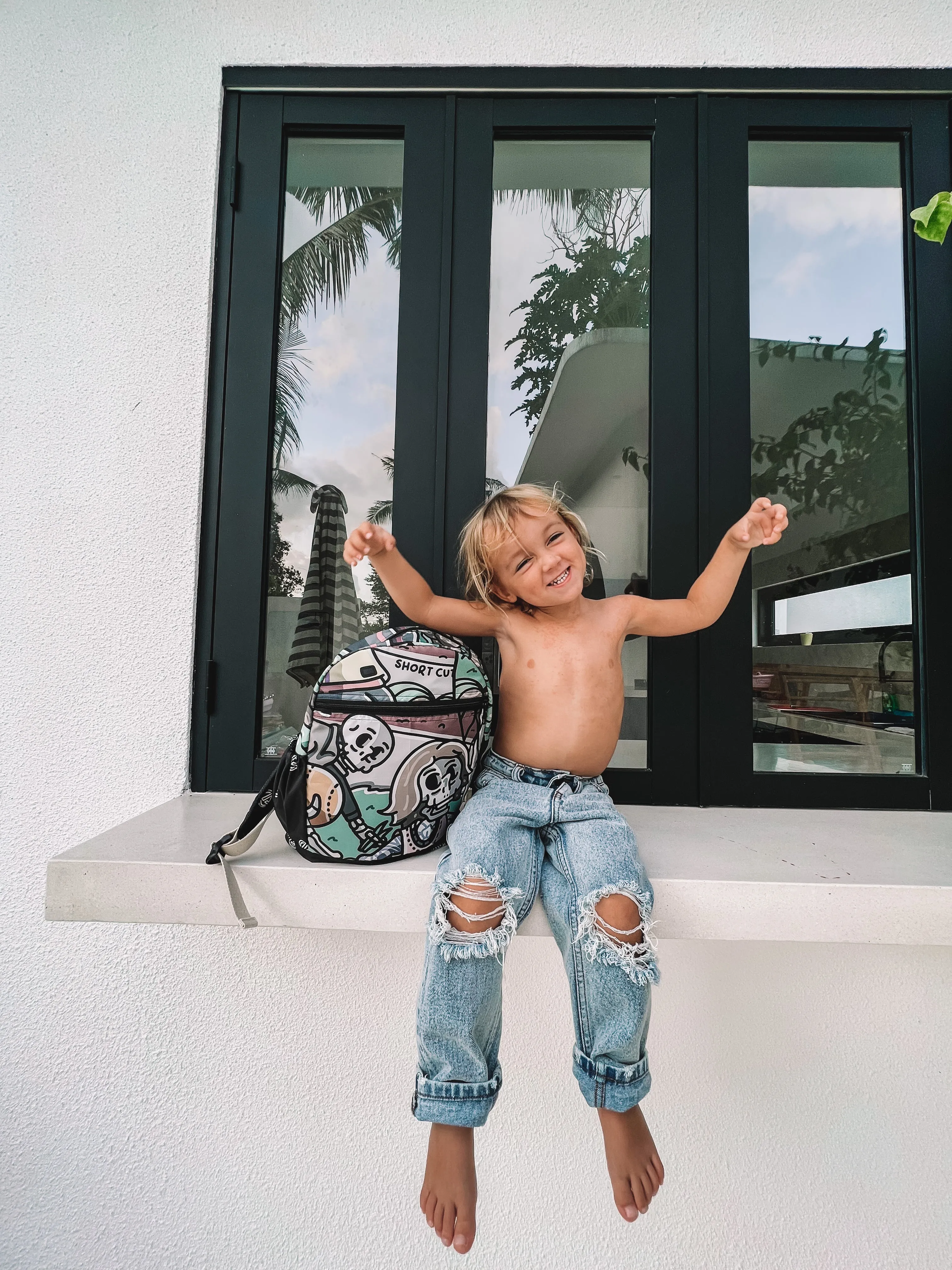 DISTRESSED MANNIX DENIM KIDS JEANS