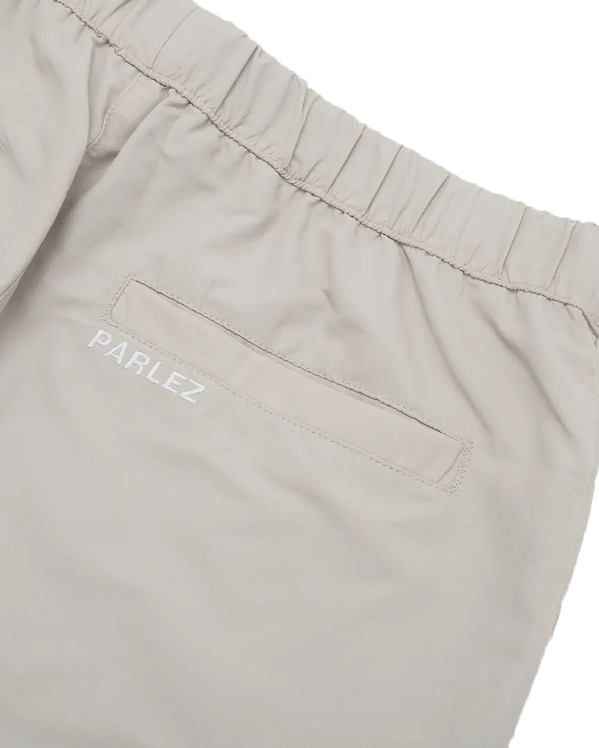 Hage Walkshorts in Pebble Grey