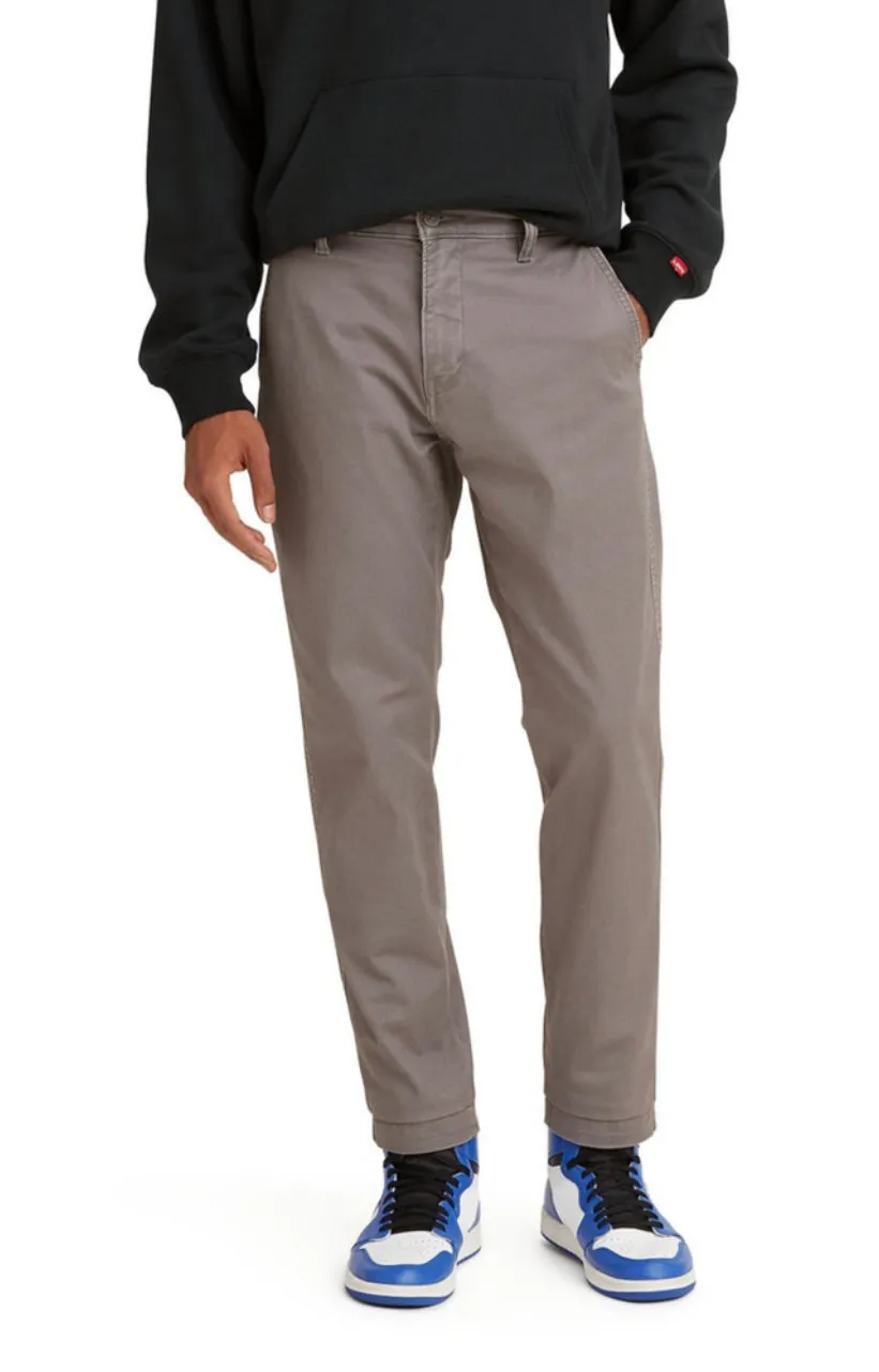 LEVIS XX RELAXED TAPER III  CHINO PANT L-32