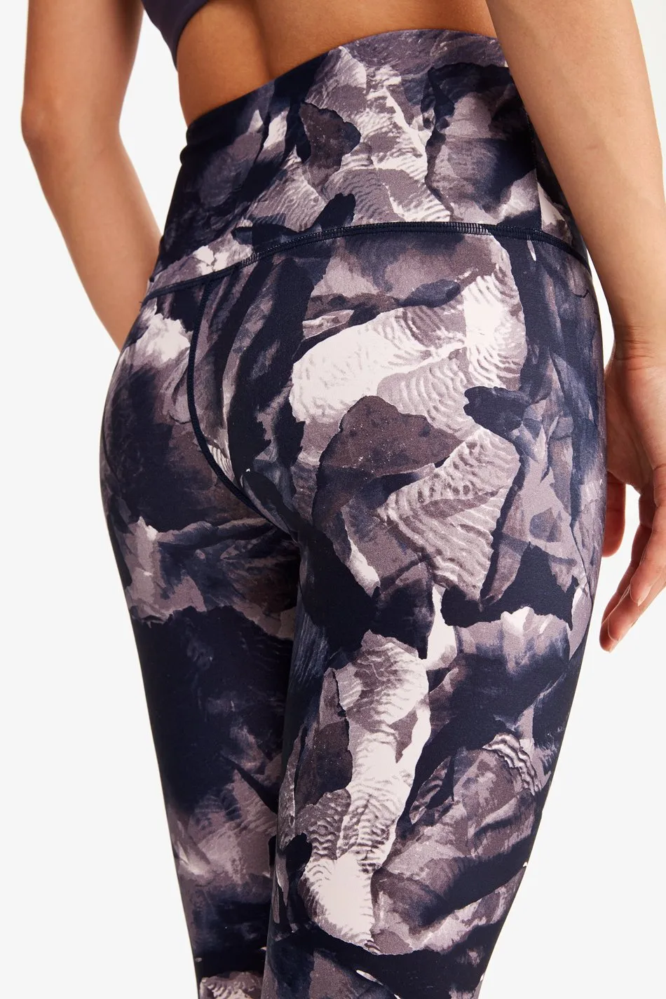 PARISIA ANKLE HIGH WAIST LEGGING